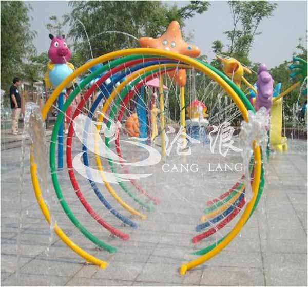 广州专业水上游乐设备厂家-戏水小品-彩虹戏水圈