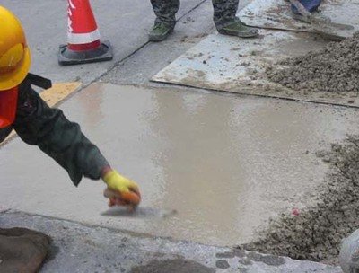 水泥路面修补料多少钱一吨？价格优惠，质量保证