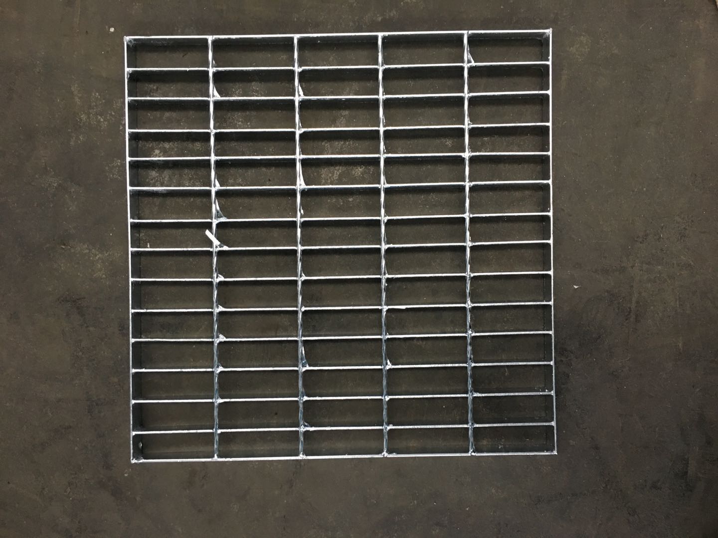 镀锌钢格栅版生产厂 排水沟盖板 平台防滑钢格栅