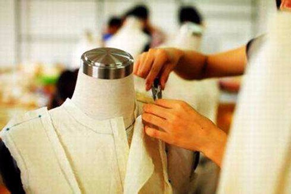 赣州服装职业学校服装设计与工艺专业介绍
