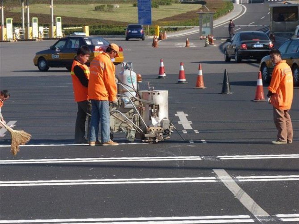 北京高速公路划线