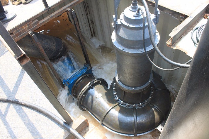 不锈钢抽污潜水电泵_地铁站|建筑工地-奥特泵业