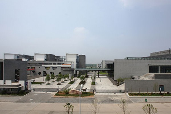 武汉市艺术学校校园环境