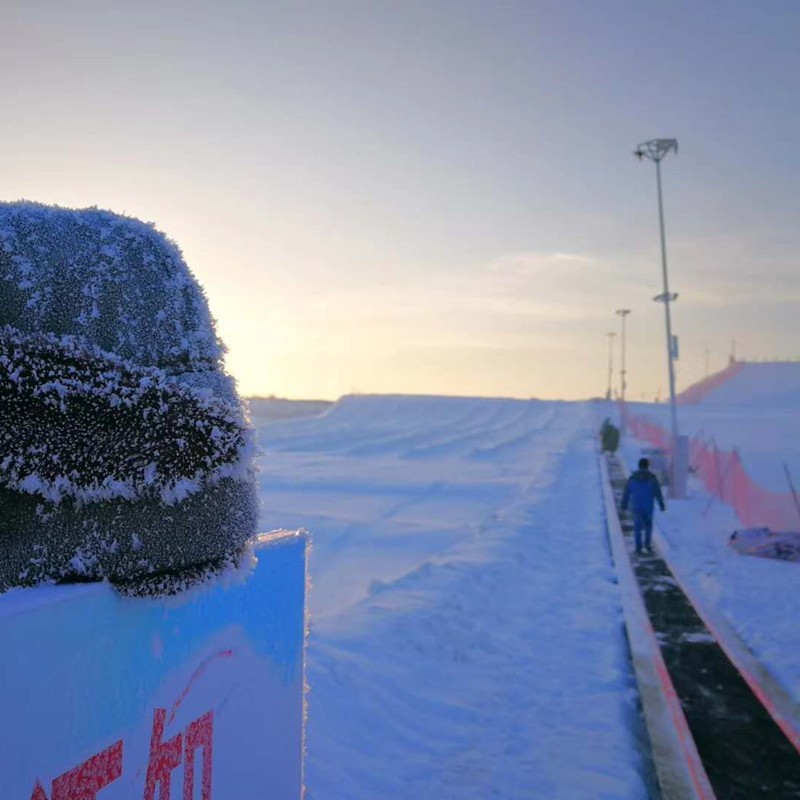 滑雪场景区通用魔毯输送带多少钱一米