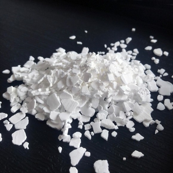 山东氯化钙厂家-高含量干燥剂防火剂用