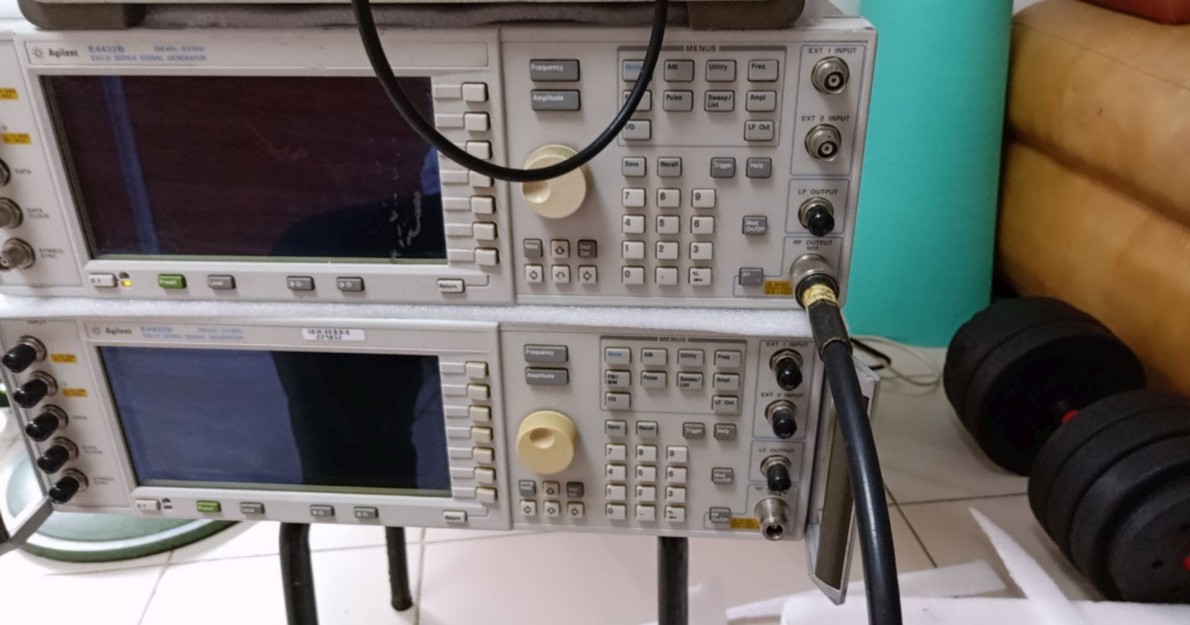 供应维修 信号发生器 Agilent E4432B