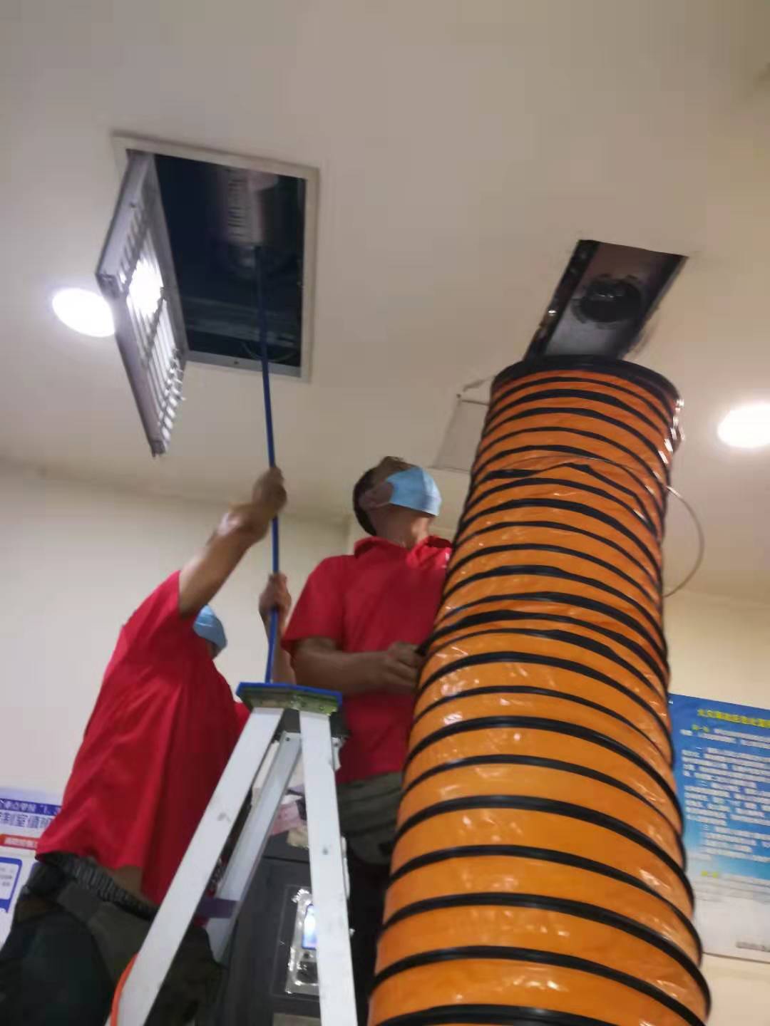南京专业中央空调清洗维护 集中通风管道机器人深度清洗