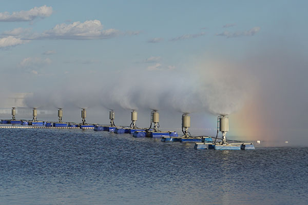 煤化工废水零排放蒸发器 内蒙蒸发塘高浓盐水漂浮式蒸发器