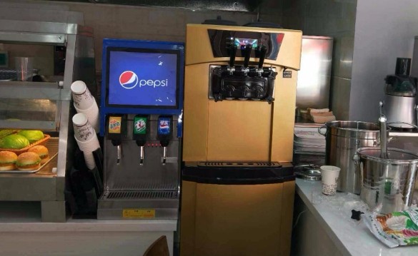 驻马店商用可乐机碳酸饮料机自助餐专用