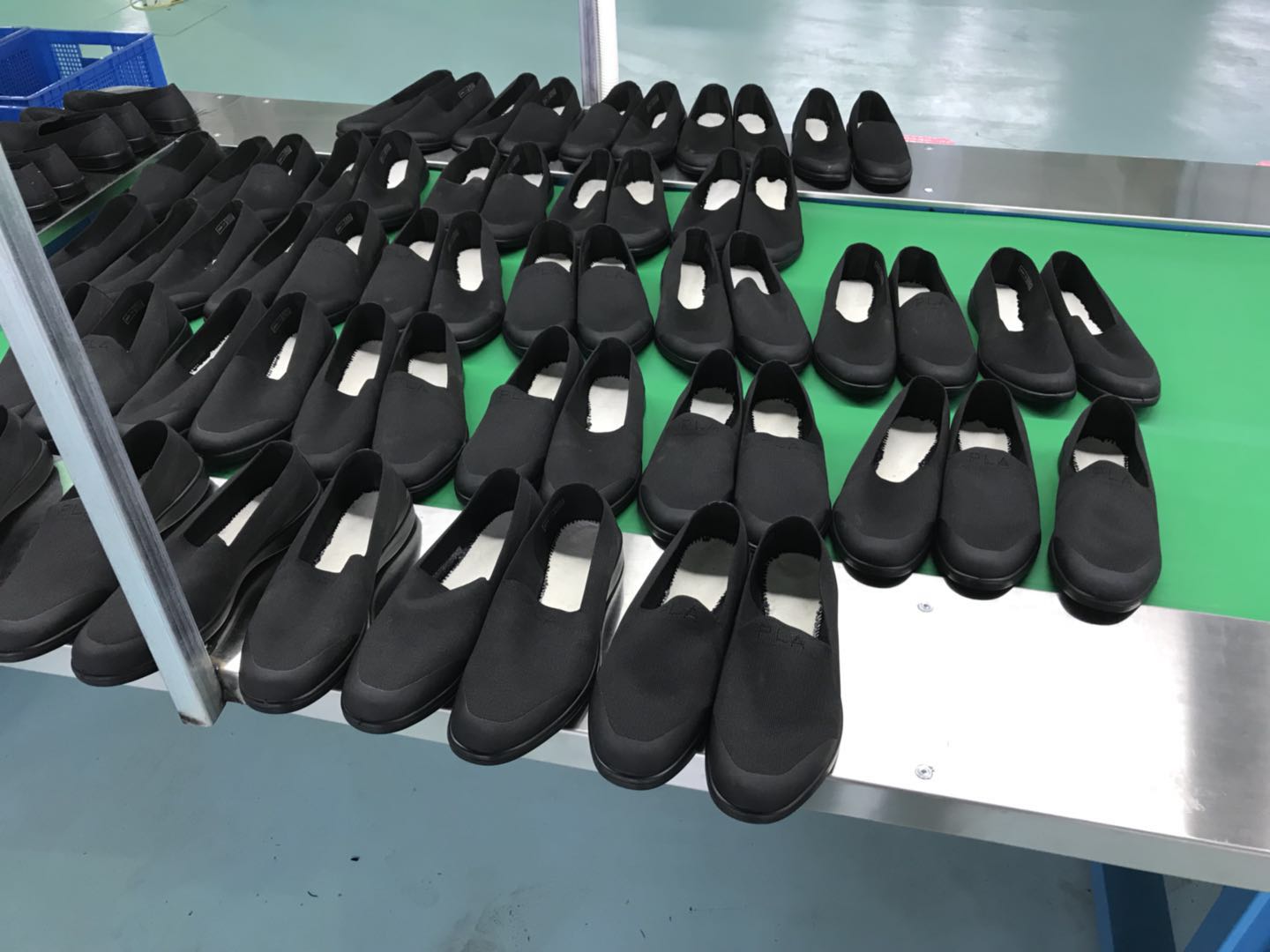 聚氨酯一次性成型连帮鞋浇注发泡机 PU鞋底圆盘生产线 PU机器