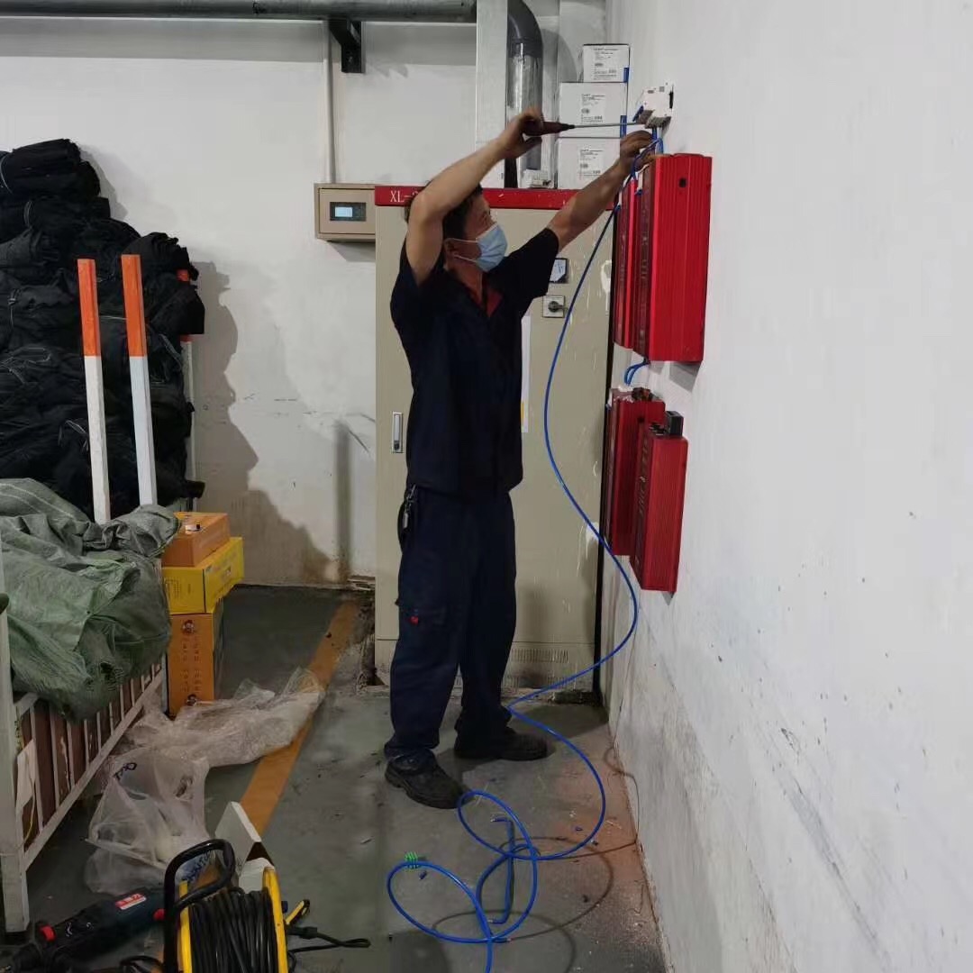 重庆电超人数码智能节电器在广州牛仔裤洗水厂安装案例