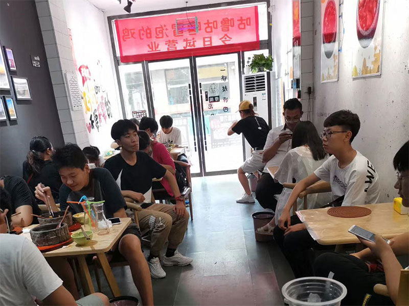 御腾餐饮公司加盟，让餐饮创业的成功率提升90%