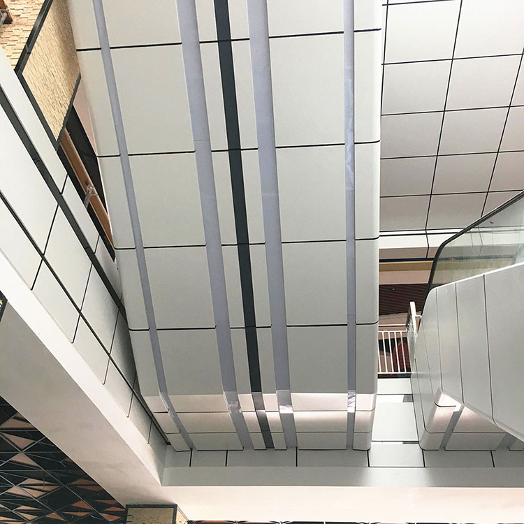 電梯鋁板定制 中庭包柱鋁單板 木紋鋁板批發