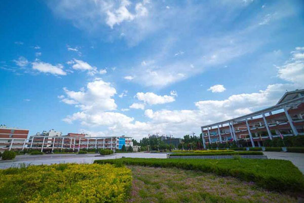 蚌埠经济职业技术学校校园环境