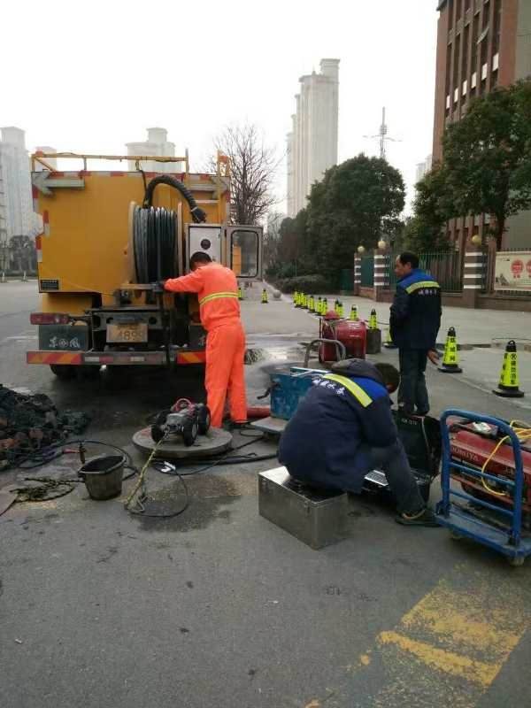 太仓市郑和大街市政排水管道清洗_清淤—机器人检测 