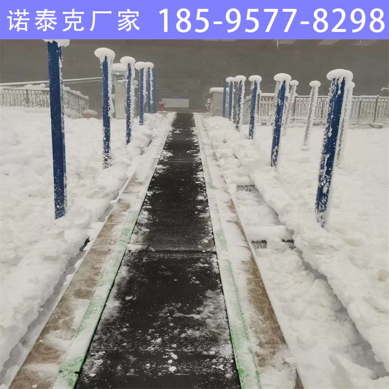 雪场魔毯滚动速度 雪道电梯配备有手动调速按钮