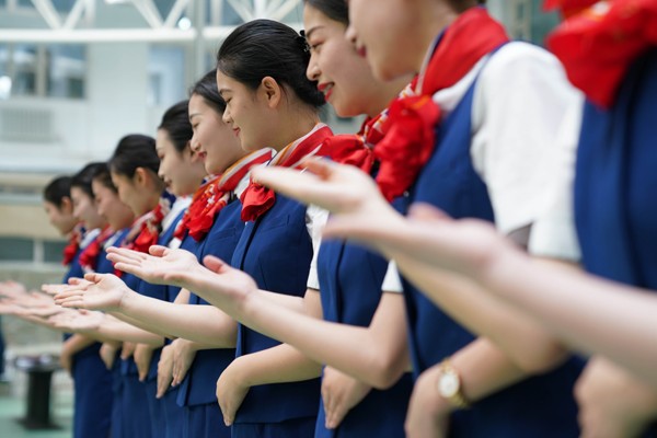 西安旅游商贸技师学院空中乘务专业介绍