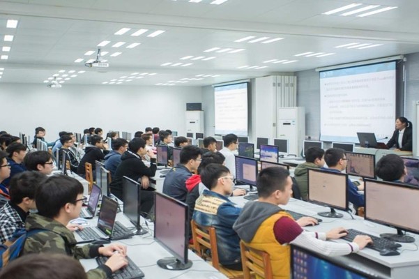 西安工业职业技术学校软件技术专业介绍