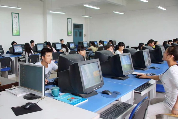 西安高新技术学校应用电子技术专业介绍