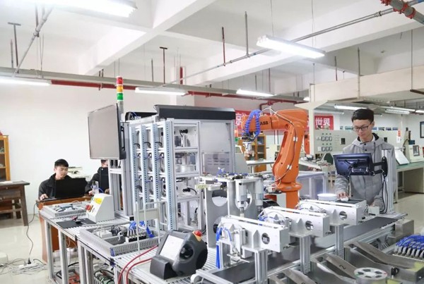 西安高新技术学校机电一体化技术专业介绍