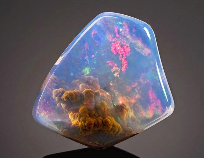 世界上最惊艳的25种矿物晶体，精美绝伦的天然艺术品，让人心醉！